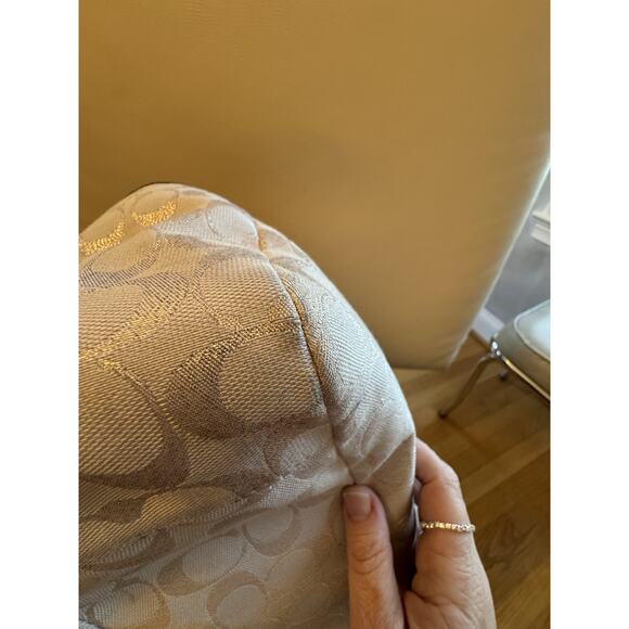 Coach Large Gold Metallic Signature Gallery Bag - Picture 13 of 16